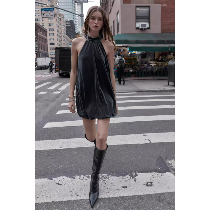 ZARA 여성 벨벳 홀터넥 플리츠 미니 원피스 블랙