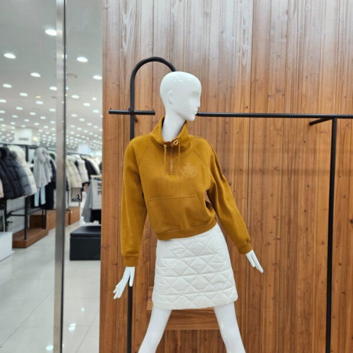 지컷 백 프린트 하프 집업 맨투맨 7213440201DJ 365423