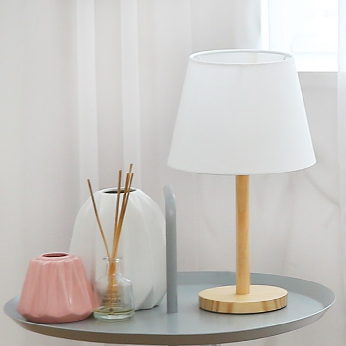 아뜨레 마르니 단스탠드 화이트 LED 램프증정, 원형