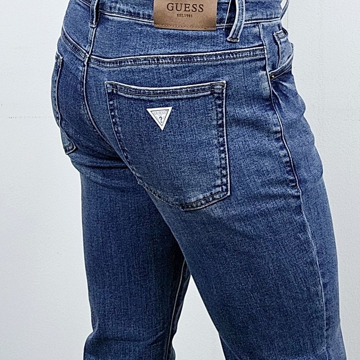 [백화점 정품] 게스 남성 이센셜 슬림스트레이트 다크블루 데님 청바지 DBL 진청