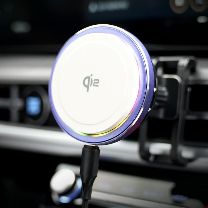 주파집 냉각쿨링 펠티에 엠비언트 맥세이프 차량용 핸드폰 고속 무선 충전 거치대 CWC06, 화이트, CWC06