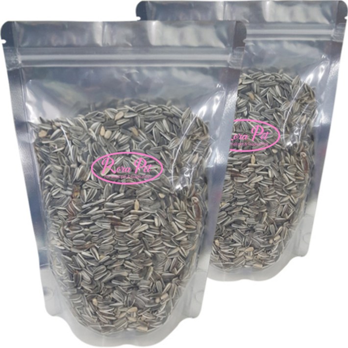 앵무새 소동물 해바라기씨 간식, 400g, 2개 앵무새 소동물 해바라기씨 간식, 400g, 2개