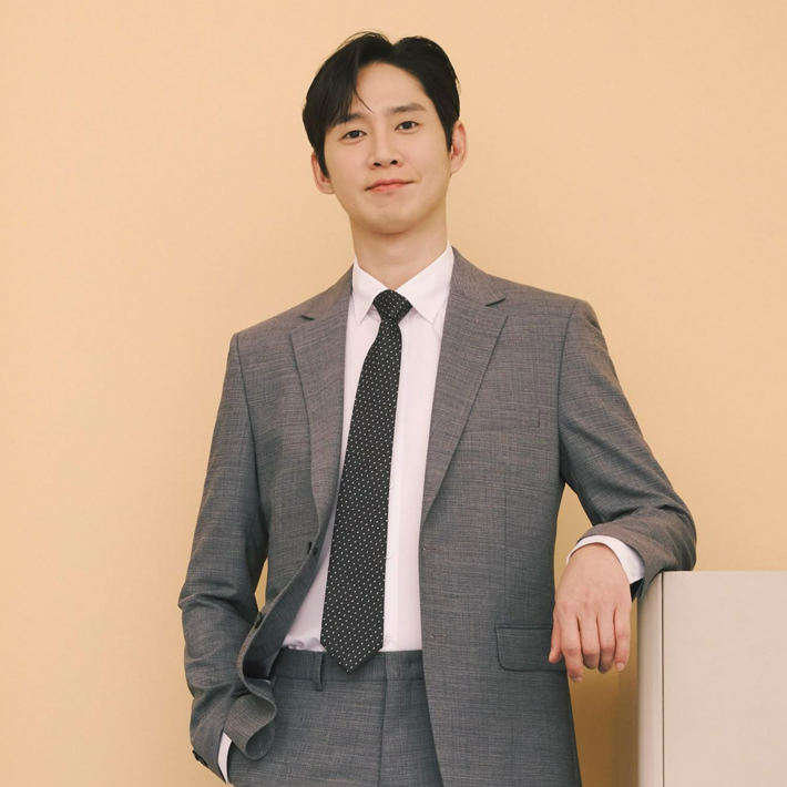 트레몰로 남성 정장 긴팔 슬림핏 와이셔츠 TGRTL4YC501