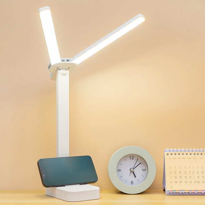 LED 와이드 스탠드 학생 책상 조명 LED 와이드 스탠드 학생 책상 조명