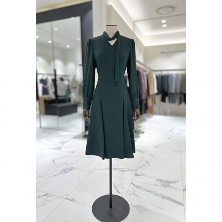 모조에스핀 스카프넥 플레어 원피스 J244MSE033