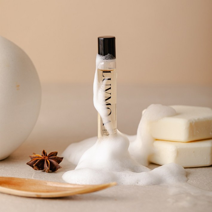 러브모아 무알콜 저자극 승무원 롤온 오일향수 퍼퓸 니치 바르는 여성 여자 향수, 1개, 10ml