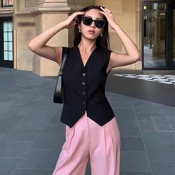 AOKADA 여성 정장 조끼 슬림핏 베스트 베이직 무지 데일리룩 오피스룩 민소매 쇼트