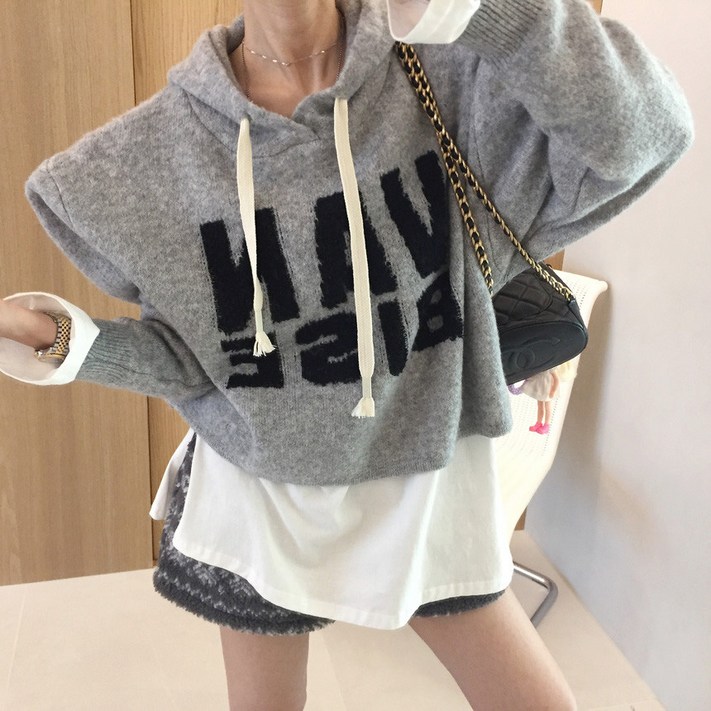 아이미마인 메시지 레터링 루즈핏 세미크롭 겨울 후드니트티 2color