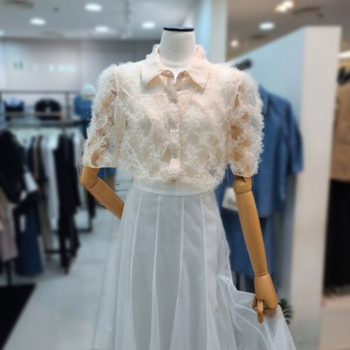 잇미샤 잇미샤 레이스크롭블라우스ITP7YBL720DG