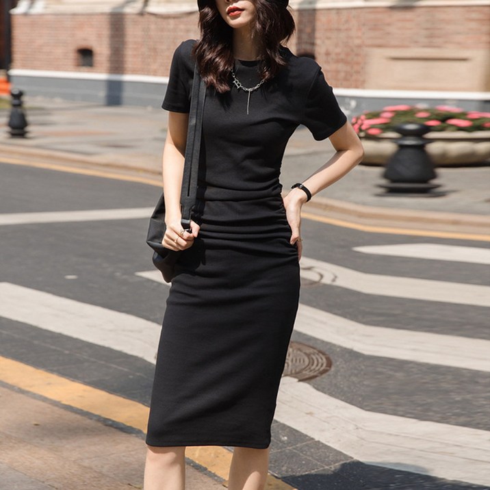 블랙루비스 미디 원피스 여름 라운드넥 반팔 슬림핏 셔링 더마벨