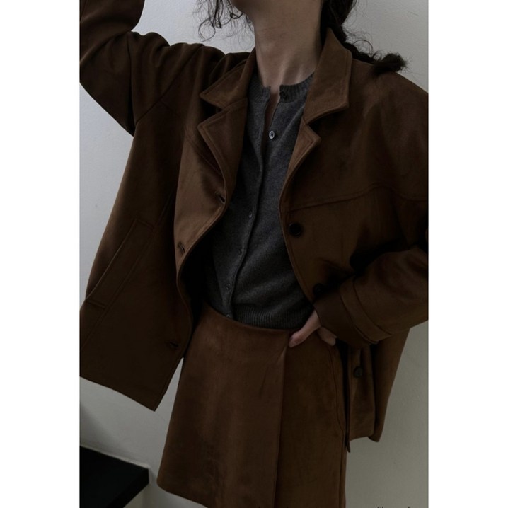 블랙 당일 deondo 드온도 소뿔 스웨이드 하프 자켓2col