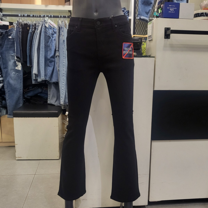 잠뱅이 여성 블랙 이염 물빠짐 없는 부츠컷 스판 청바지 AO5DNE957