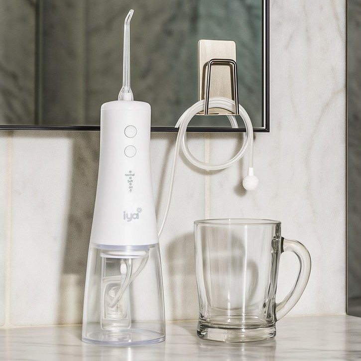 이야 IYA 아쿠아젯 직수형 구강세정기 WP1122 휴대형 겸용