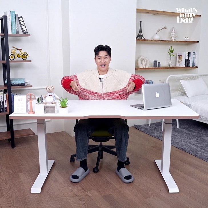 핏쳐 고강도 듀얼 스퀘어 프레임 전동식 모션데스크 E2 핏쳐 고강도 듀얼 스퀘어 프레임 전동식 모션데스크 E2