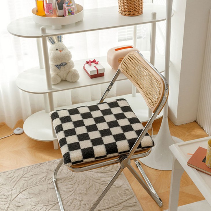 에버하우스 두툼한 포인트 메모리폼 방석