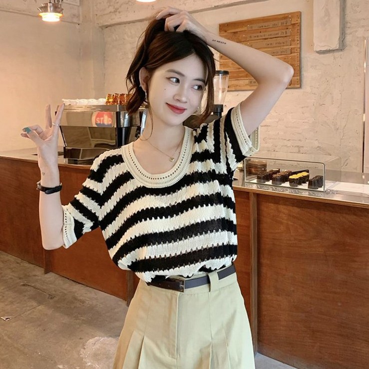 Zilvia 여성 라운드 루즈핏 스트라이프 여름 니트 티셔츠 반팔 Zilvia 여성 라운드 루즈핏 스트라이프 여름 니트 티셔츠 반팔