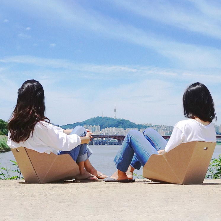 페이퍼팝 메가토트 휴대용 종이의자 2p 페이퍼팝 메가토트 휴대용 종이의자 2p