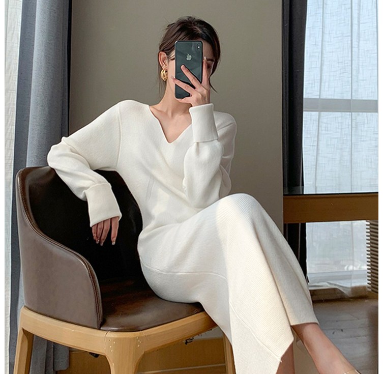 메이킹유 브이넥 골지 긴팔 니트 WA62054에리티원피스